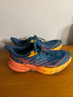 Hoka One One HOKA Speedgoat 5 Blue Coral Camellia Sz 11